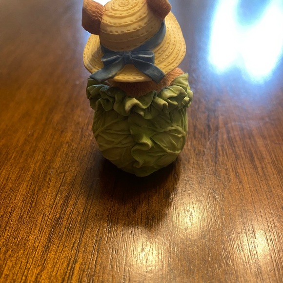 Adorable Bunny Figurines with Hats-1999 Priscilla Hillman 639451 - Picture 10 of 11